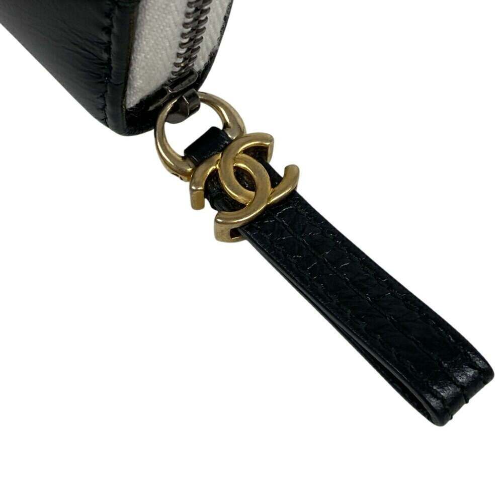 CHANEL Black Wallet - Picture 10 of 11